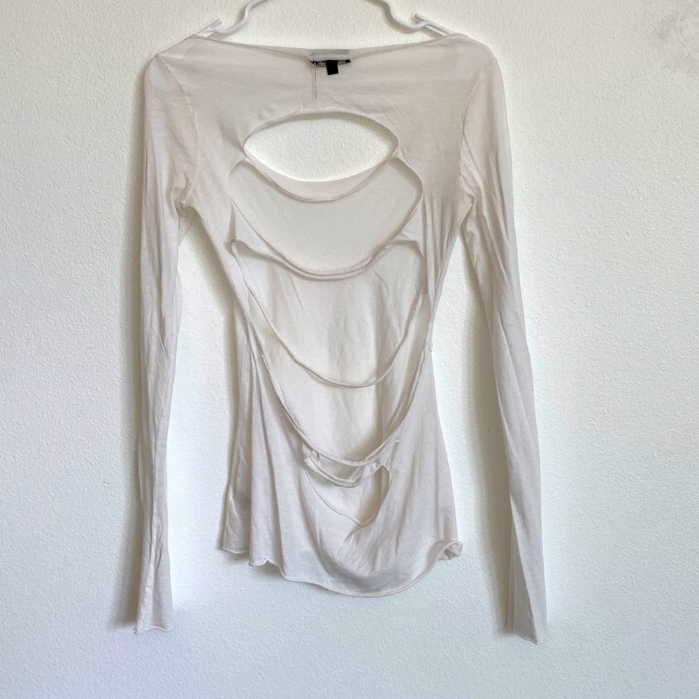 Riley white long sleeve ripped back Size:XS